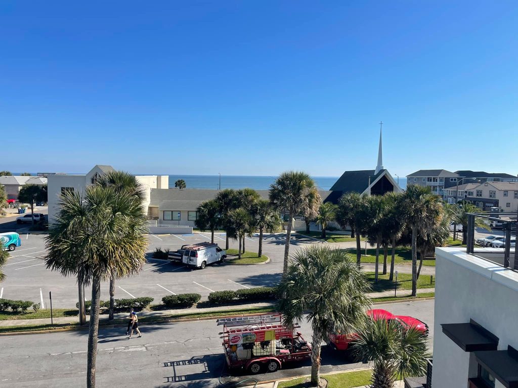 Benefits of Pressure Washing for Commercial Properties in Jacksonville